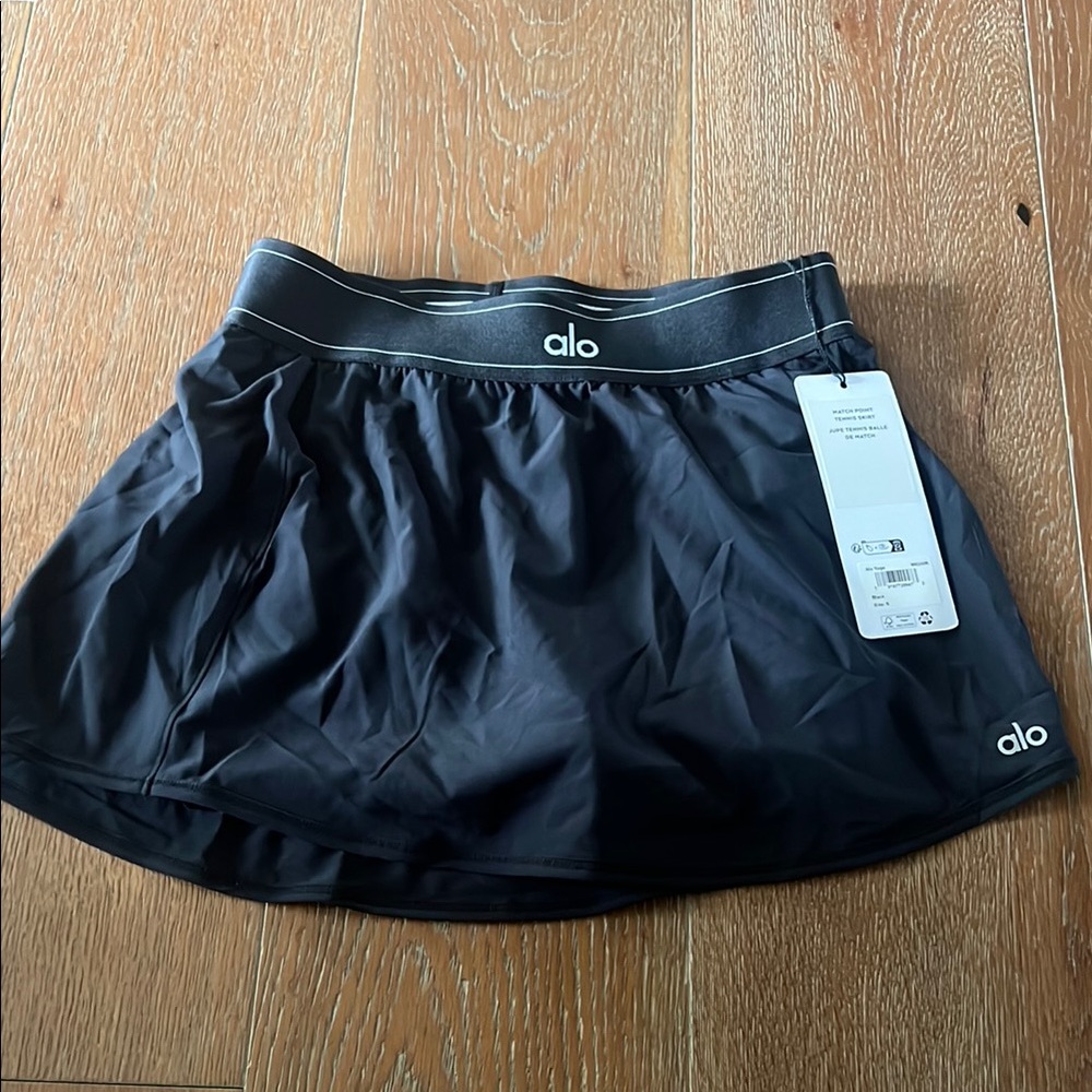ALO Yoga Black and White Skirt